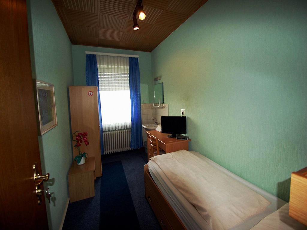 Hotel Konert Bergheim  Værelse billede